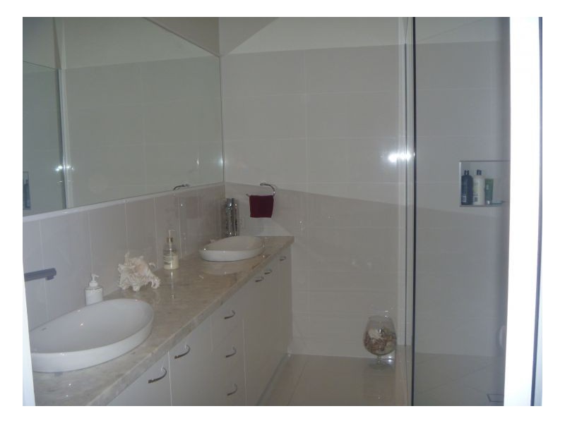 Sinnamon Park QLD 4073