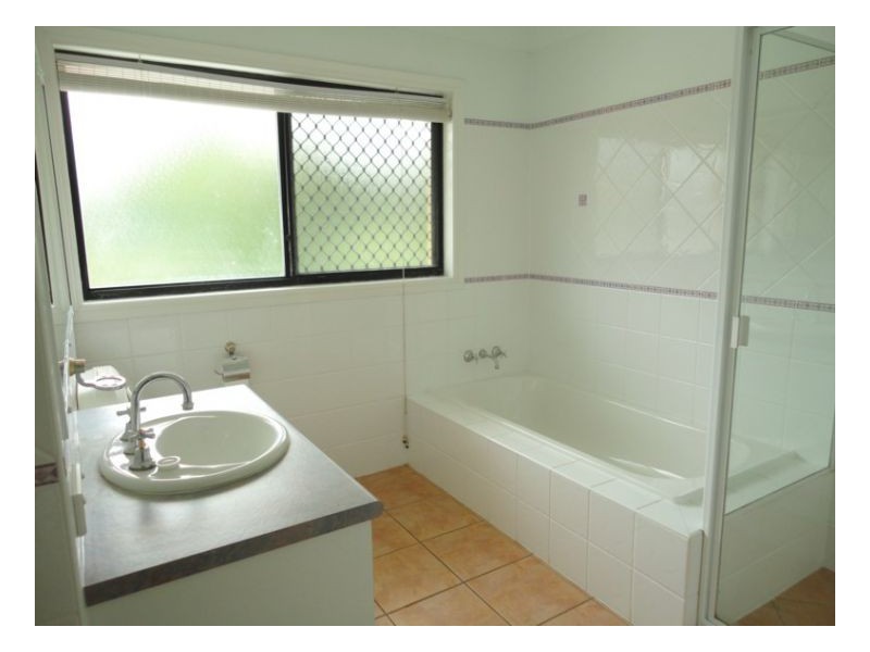Jindalee QLD 4074
