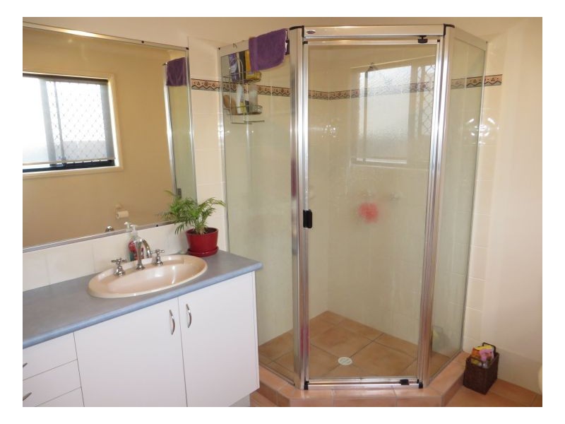 Sinnamon Park QLD 4073