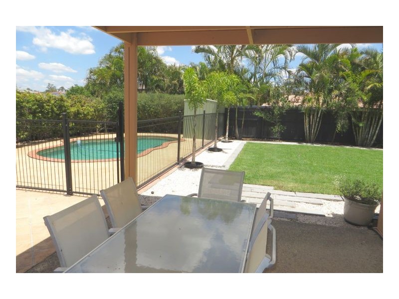 Sinnamon Park QLD 4073