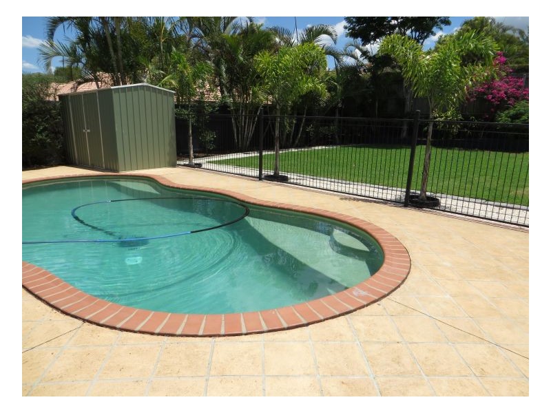 Sinnamon Park QLD 4073