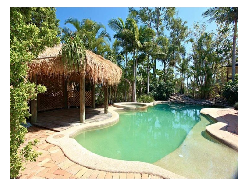 Mount Ommaney QLD 4074