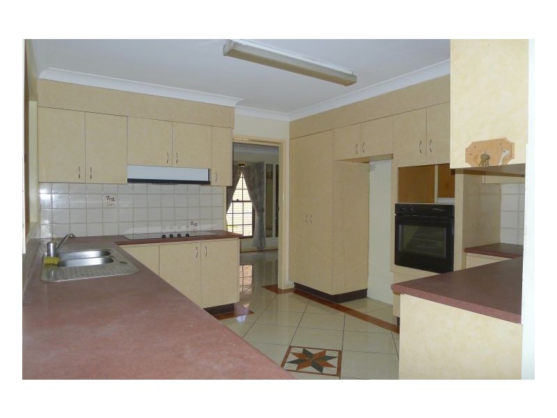 61 Sumners Rd, Jamboree Heights QLD 4074