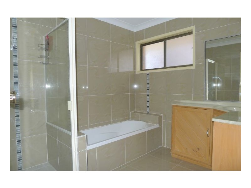 61 Sumners Rd, Jamboree Heights QLD 4074