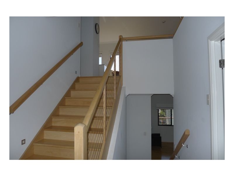 Seventeen Mile Rocks QLD 4073