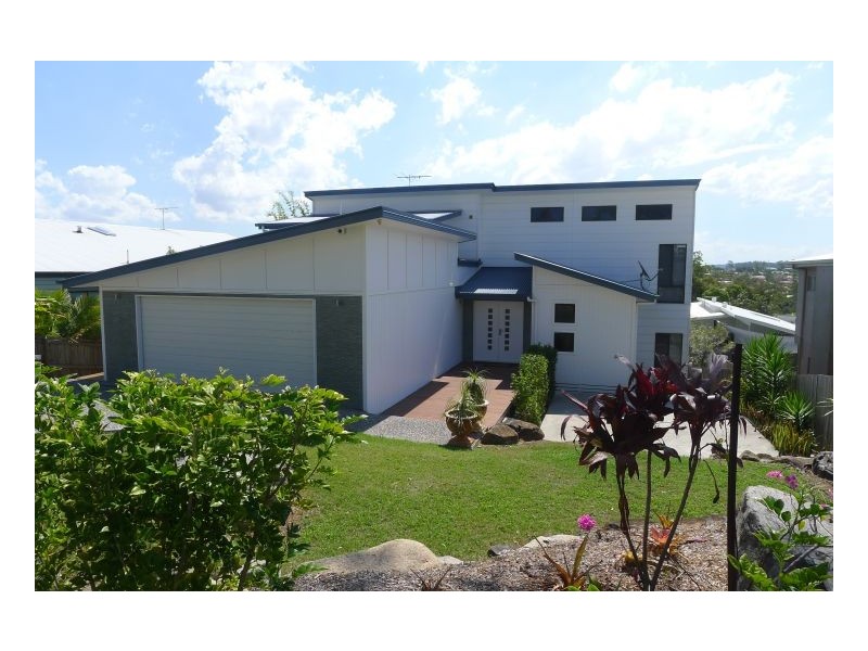 Seventeen Mile Rocks QLD 4073