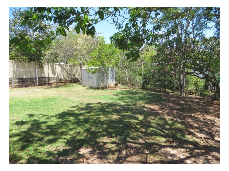 Seventeen Mile Rocks QLD 4073