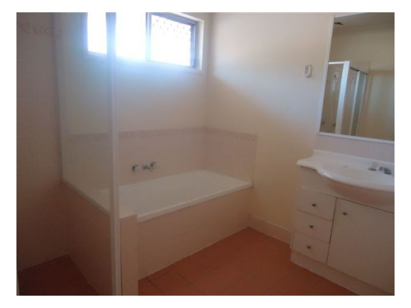 Seventeen Mile Rocks QLD 4073