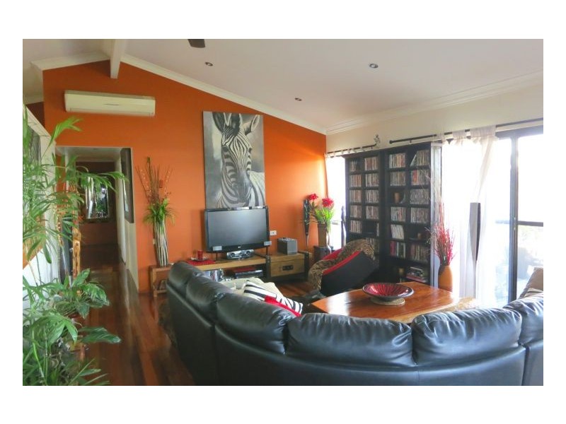 Jindalee QLD 4074