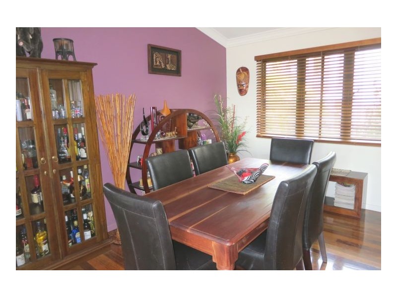 Jindalee QLD 4074