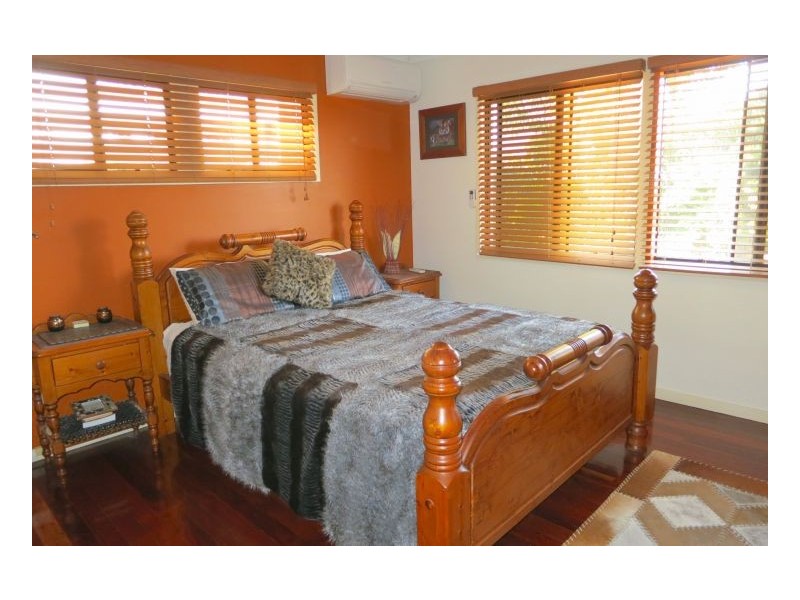 Jindalee QLD 4074