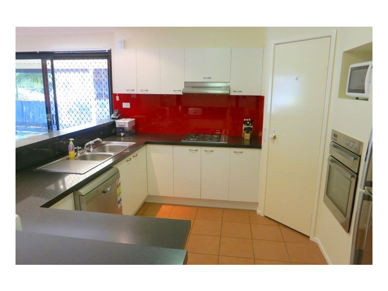 Sinnamon Park QLD 4073