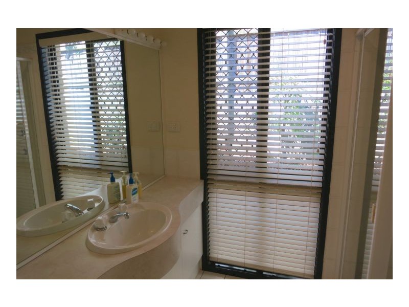 Sinnamon Park QLD 4073