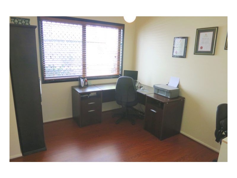 Sinnamon Park QLD 4073