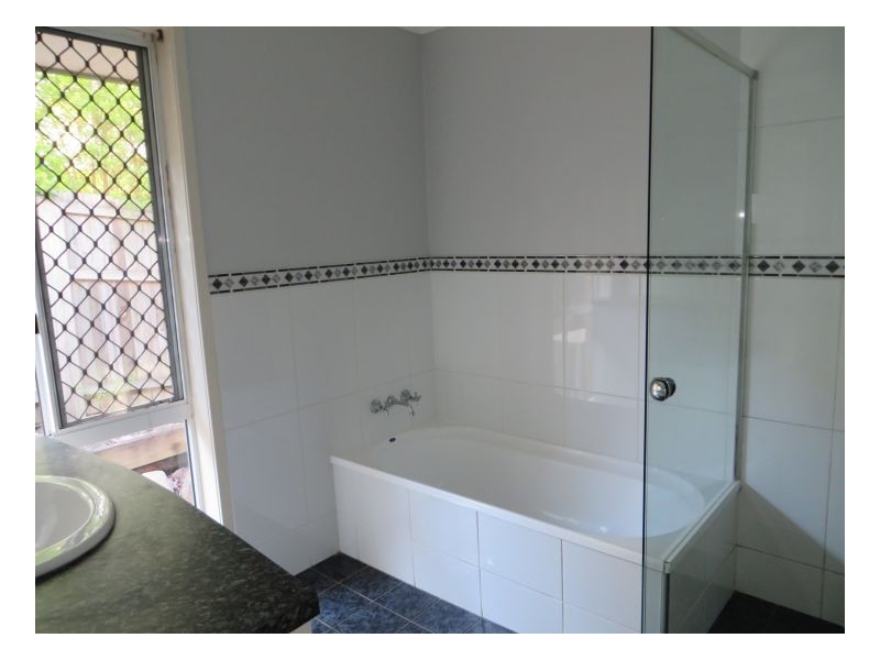 Sinnamon Park QLD 4073