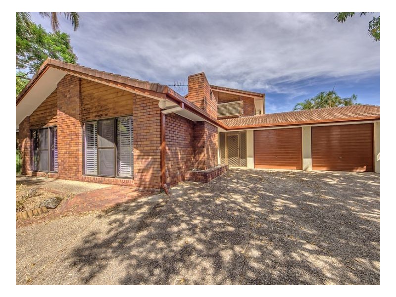 Mount Ommaney QLD 4074