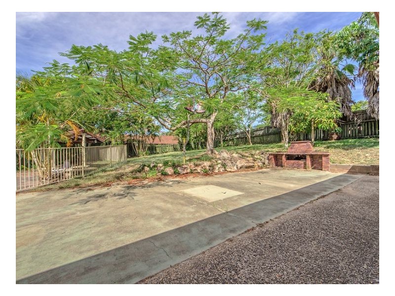 Mount Ommaney QLD 4074