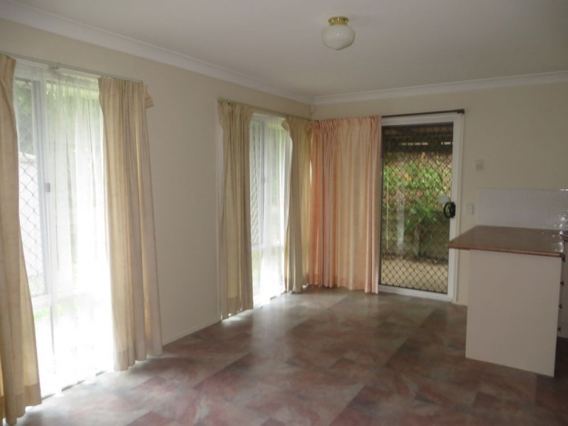 2 Stockwhip Place, Sumner QLD 4074