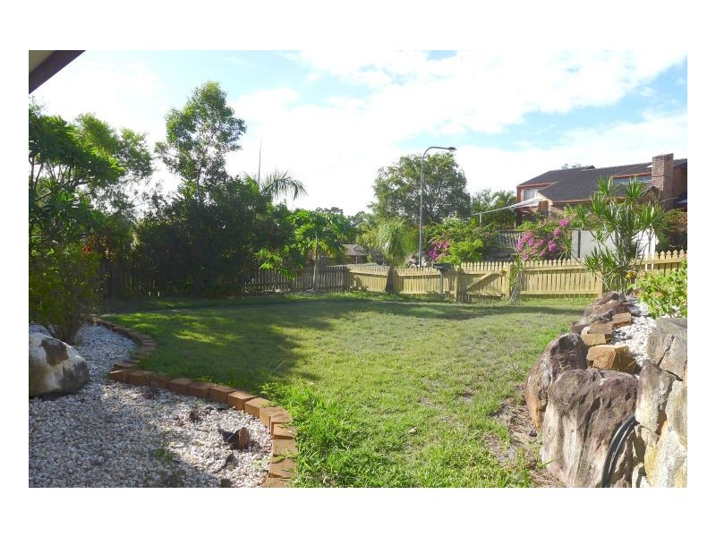 Sinnamon Park QLD 4073