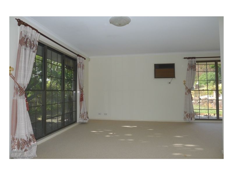 Sinnamon Park QLD 4073