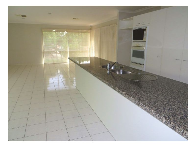 Sinnamon Park QLD 4073