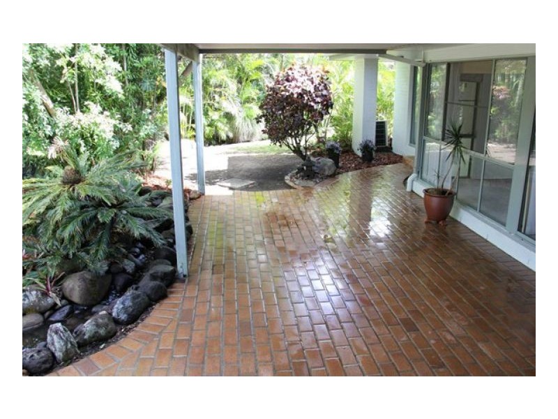 Sinnamon Park QLD 4073