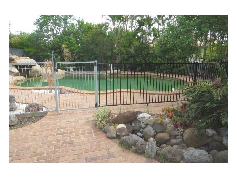 Sinnamon Park QLD 4073