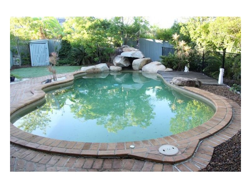 Sinnamon Park QLD 4073