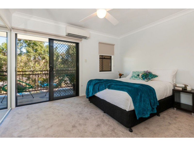 2/34 QUERRIN STREET, Yeronga QLD 4104
