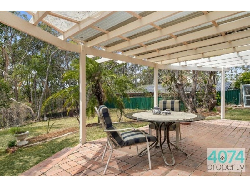 2 Elm Close, Sinnamon Park QLD 4073