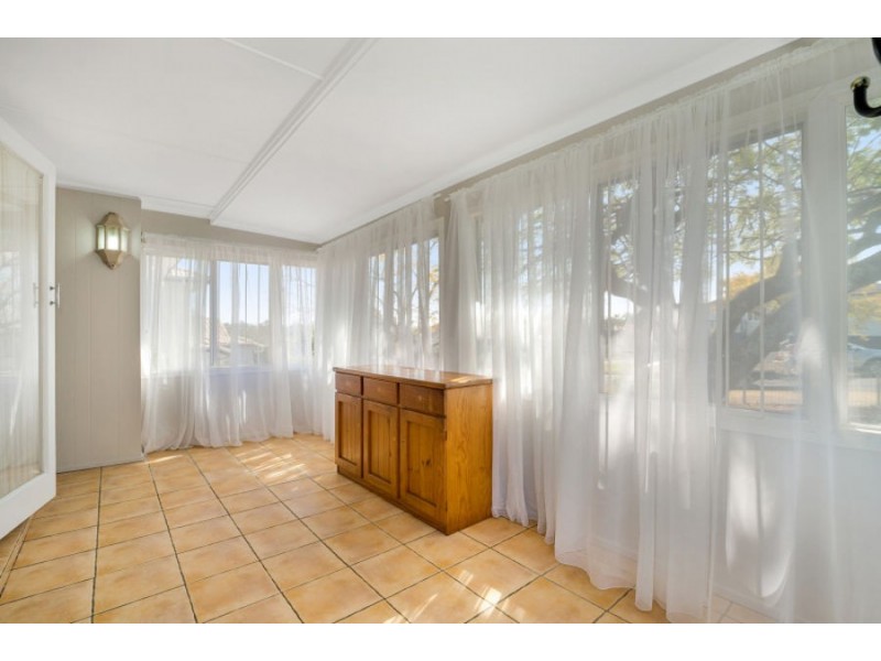 104 Jutland Street, Oxley QLD 4075