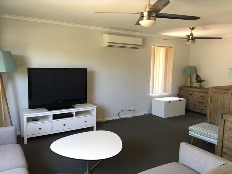 25 Paluna Street, Riverhills QLD 4074