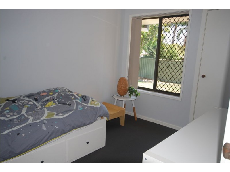 25 Paluna Street, Riverhills QLD 4074