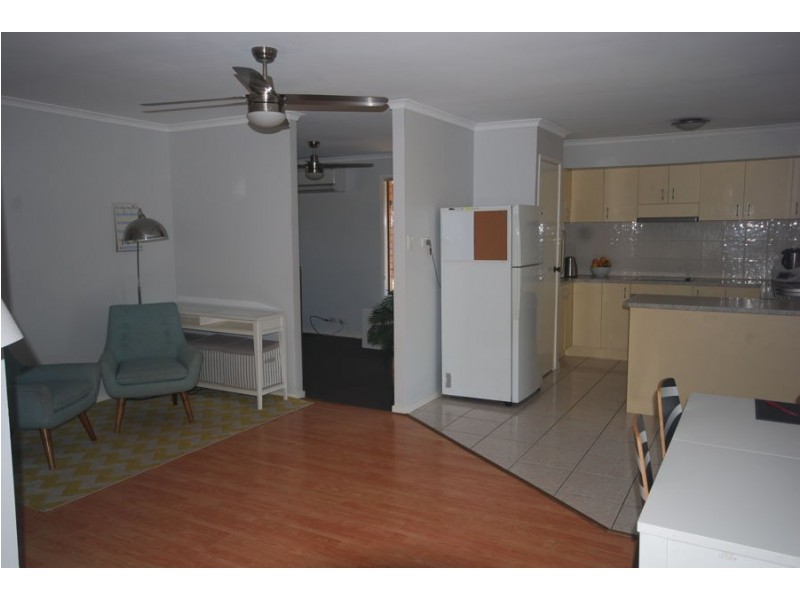 25 Paluna Street, Riverhills QLD 4074