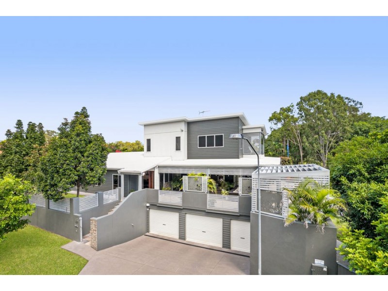 18 Cringle Place, Mount Ommaney QLD 4074