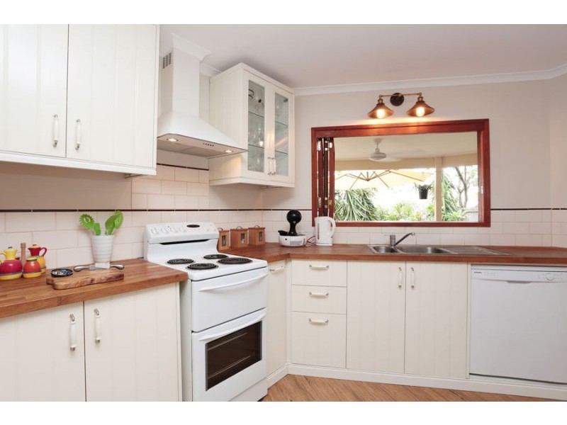 46 Paluna Street, Riverhills QLD 4074