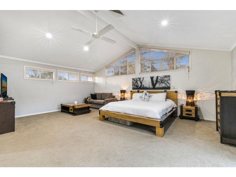 15 Baikal Place, Westlake QLD 4074