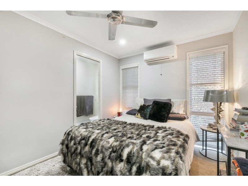15 Baikal Place, Westlake QLD 4074