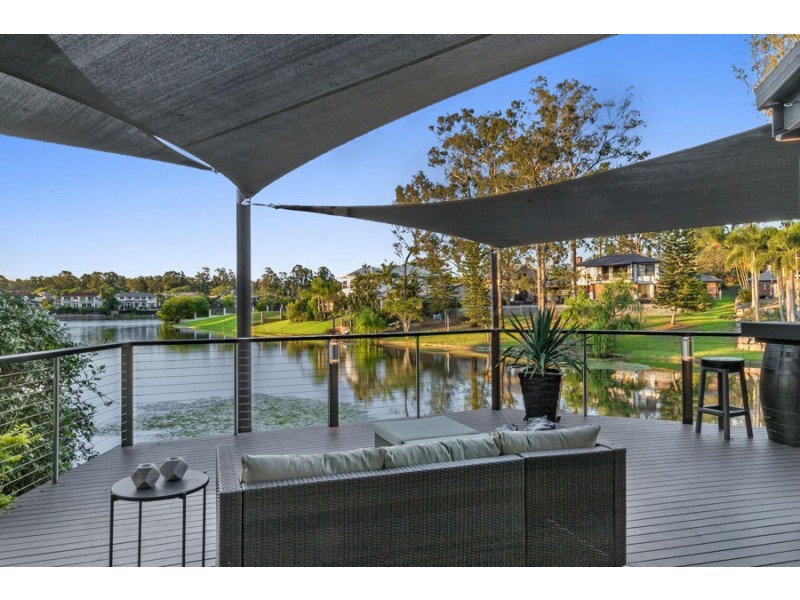 15 Baikal Place, Westlake QLD 4074