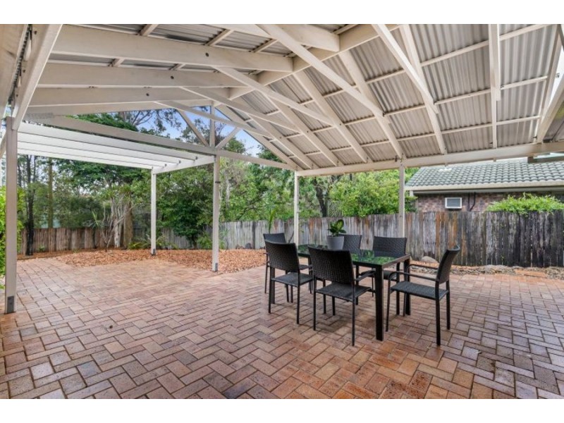 27 Dove Tree Crescent, Sinnamon Park QLD 4073