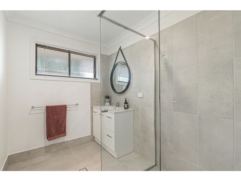 25 Tahoe Street, Riverhills QLD 4074