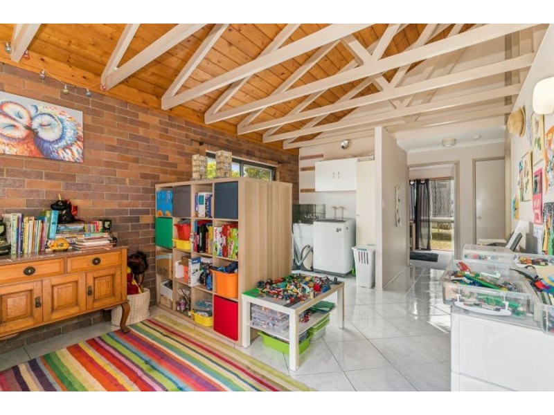 18 Langlo Street, Riverhills QLD 4074