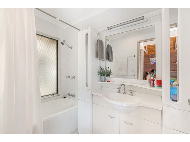 18 Langlo Street, Riverhills QLD 4074