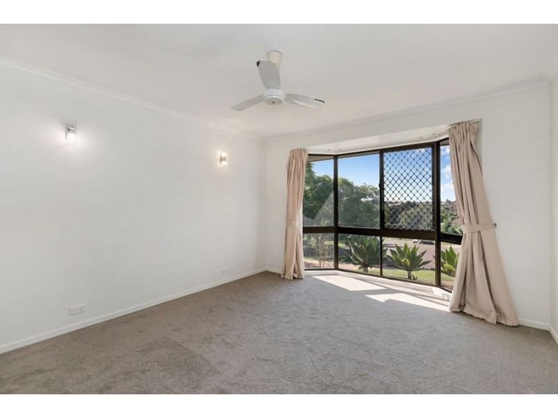 9 Parwan Close, Riverhills QLD 4074