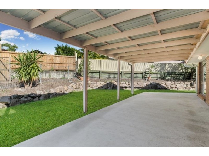 9 Parwan Close, Riverhills QLD 4074