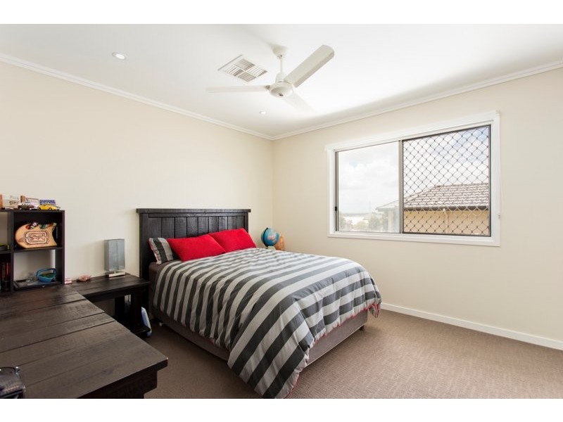 3 Belvista Place, Bridgeman Downs QLD 4035