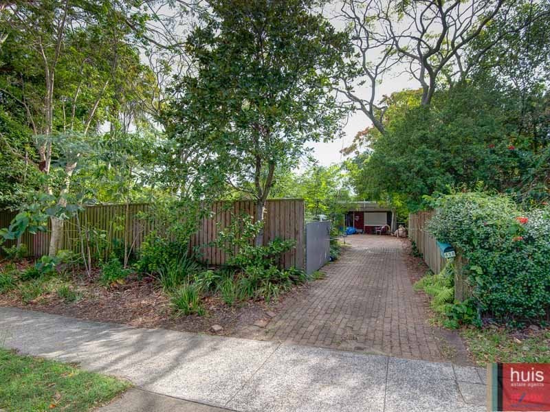 446 Old Cleveland Rd East, Birkdale QLD 4159