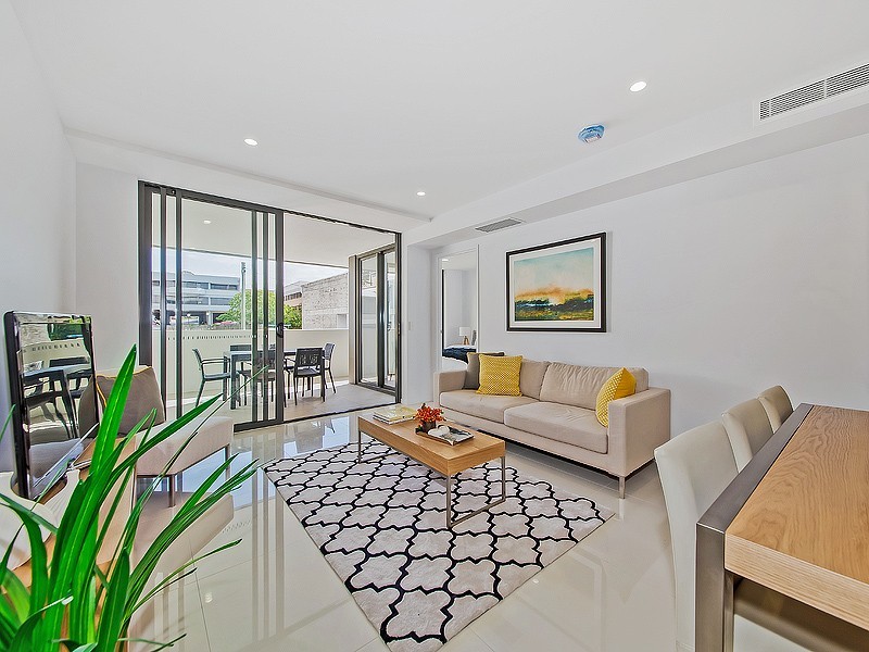 42 Sanders Street, Upper Mount Gravatt QLD 4122