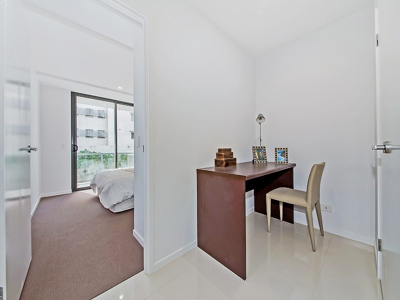 42 Sanders Street, Upper Mount Gravatt QLD 4122
