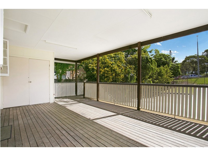 9 Adsett Street, Taringa QLD 4068